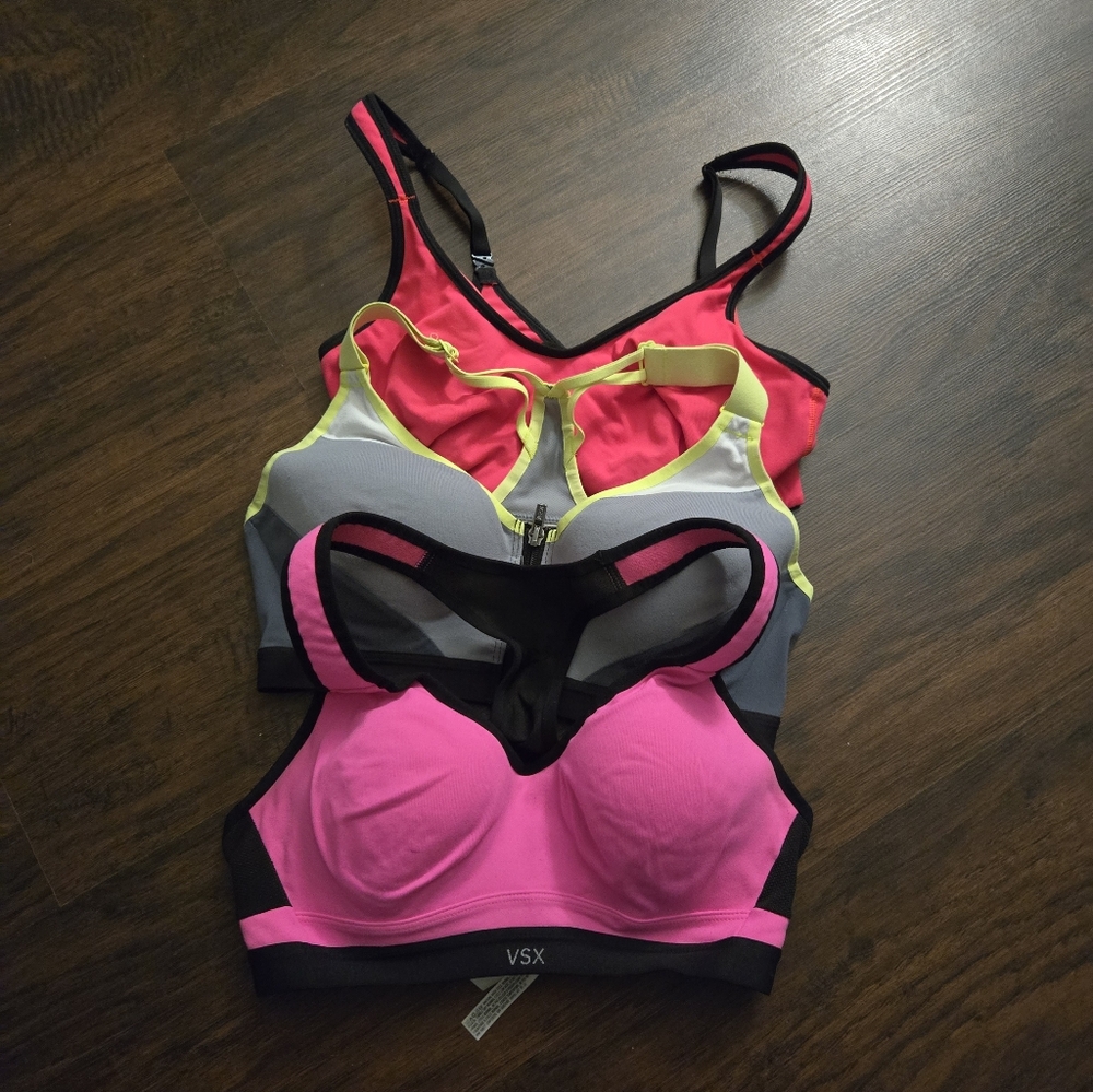 Sports bras Bundle